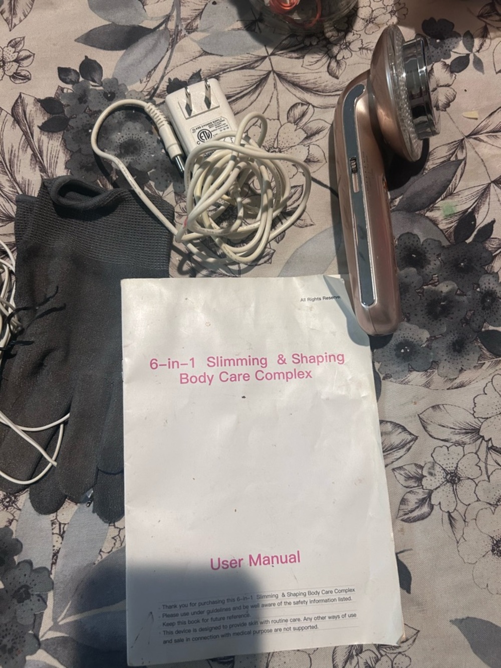 6-in-1 Slimming & Shaping Body Care Device - Rose Gold